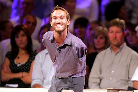 clip nick vujicic den viet nam dien thuyet tai tp hcm hinh 11