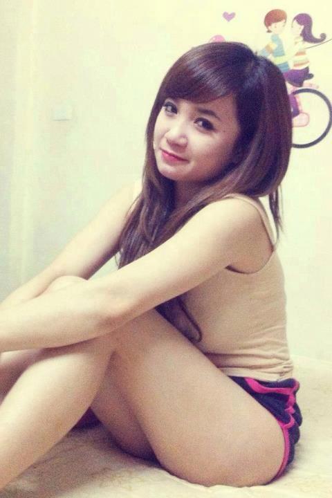 Truyen 18+ 3 chi em dam loan them trai khat tinh