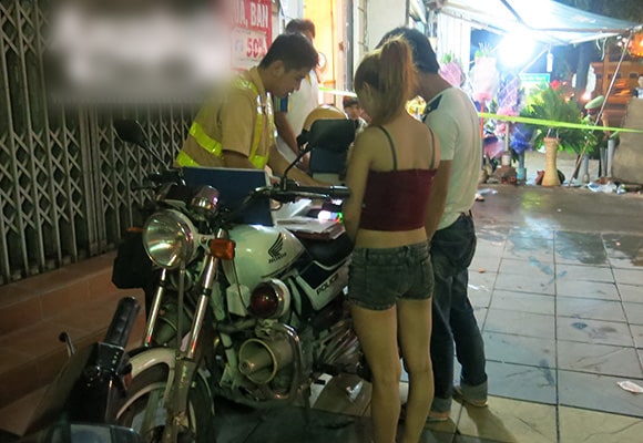 Cong an quet 200 gai goi ha noi tau nhanh trong 1 dem hinh 1