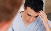Tâm sự bối rối vì được đồng nghiệp nữ dành tình cảm